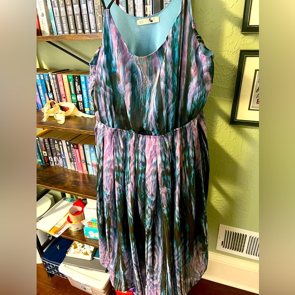 Sleeveless dress with straps from Nine Bird, size M - Picture 1 of 2